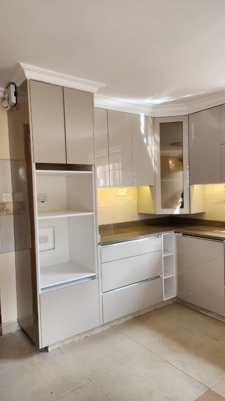 Kitchens & Wardrobes